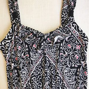 WHBM Sleeveless Scroll Pattern Top Tunic